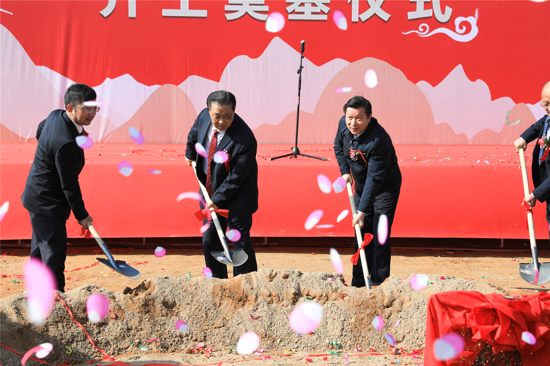 PP电子·(中国集团)最新官方网站