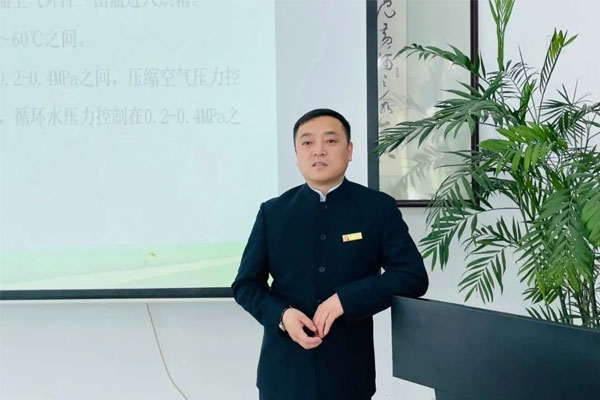 大奖国际泰盛制药董事长王旭峰